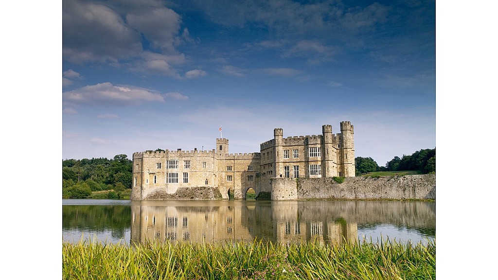 Leeds Castle, Canterbury & Dover Japanese - excluding entrances