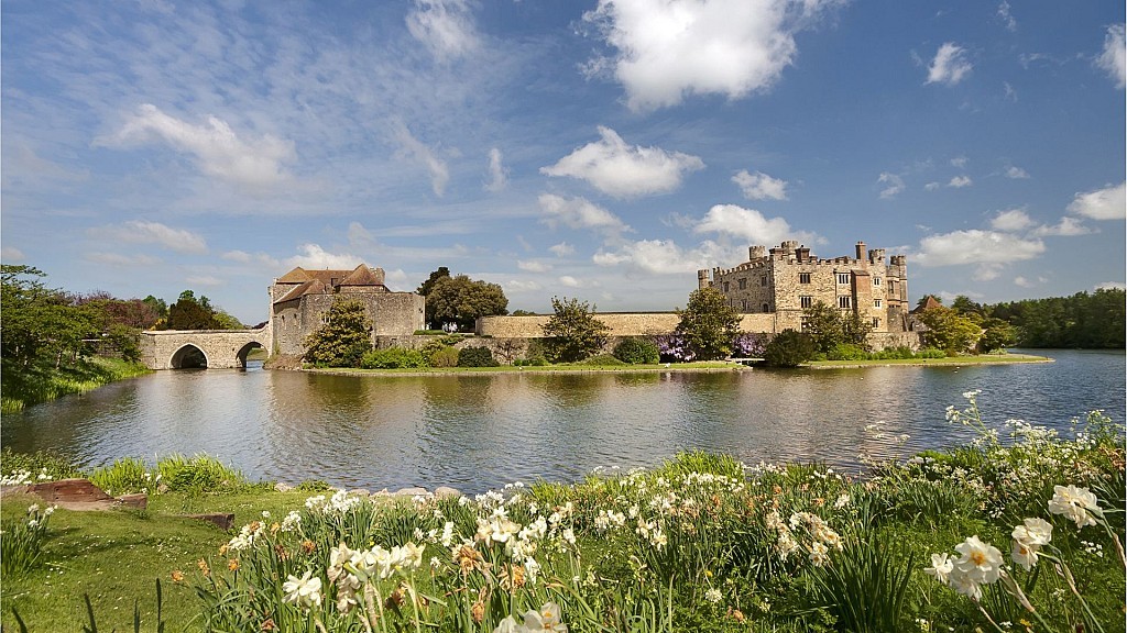 Leeds Castle, Canterbury Cathedral & Dover Japanese