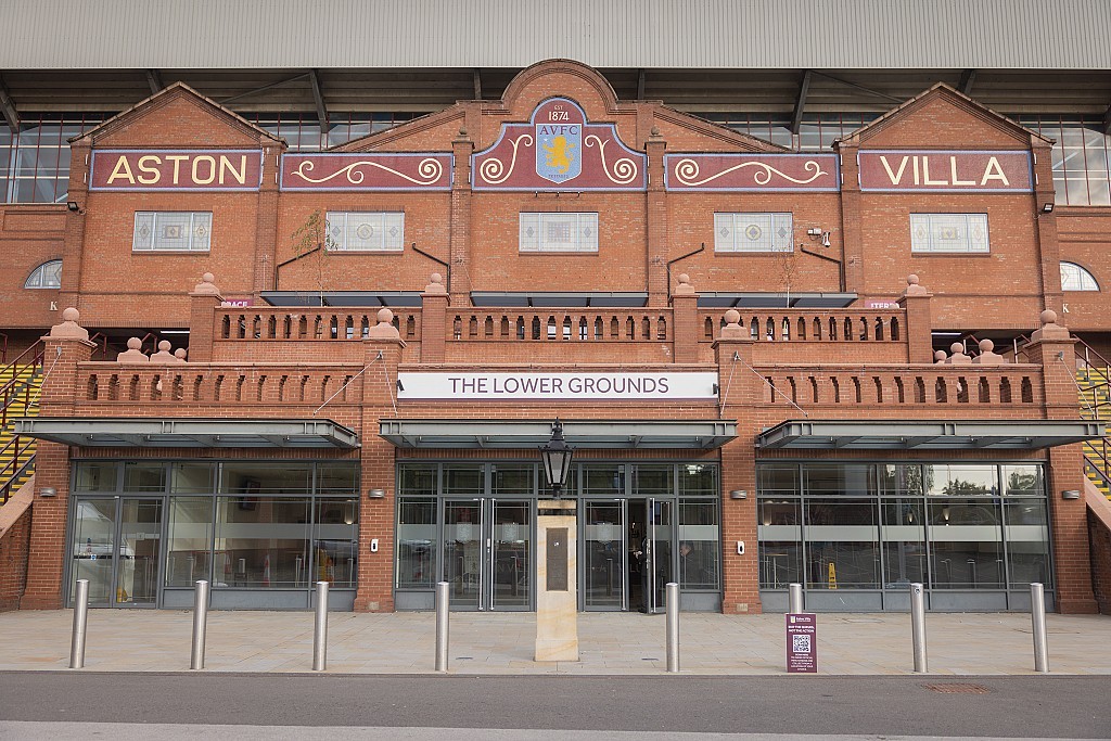 Fodboldbilletter til Aston Villa Football Club