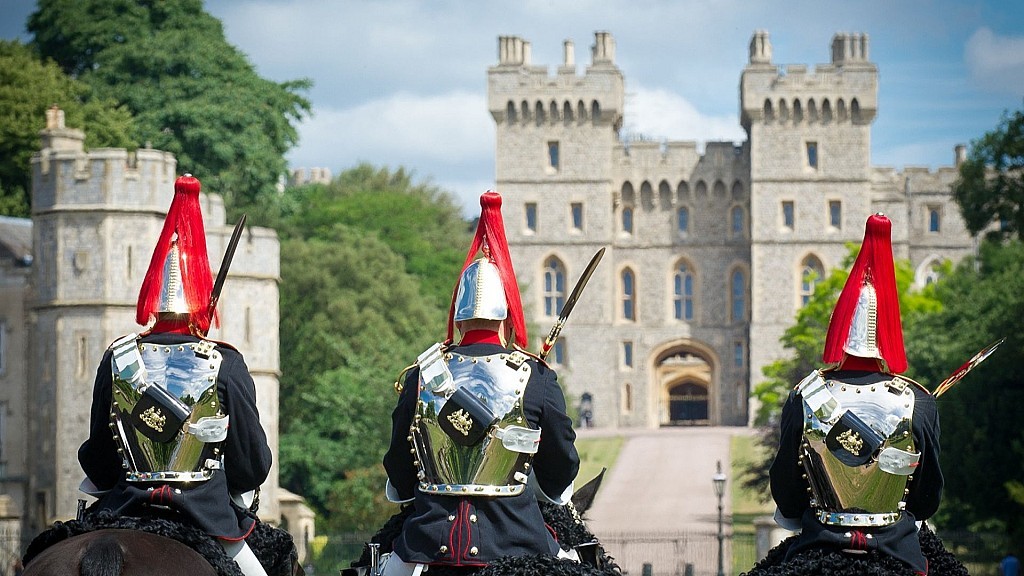 Royal Windsor Private tour with Driver-Guide