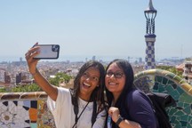 Private tour: Gaudi Barcelona afternoon tour